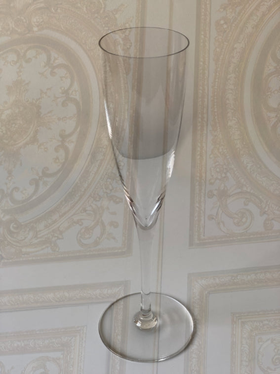 Flûte à champagne Cristal Baccarat modèle Dom Perignon très bon état