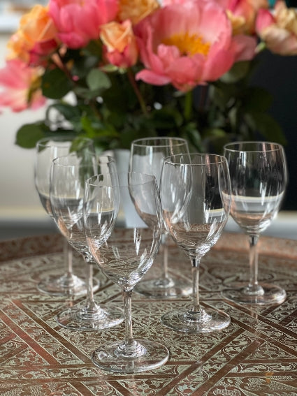 Lot de 6 verres à eau Cristal Baccarat signés très bon état.