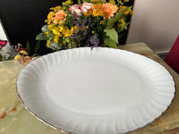 Plat ovale Porcelaine de Limoges Bernardaud modèle Verdi oval dish