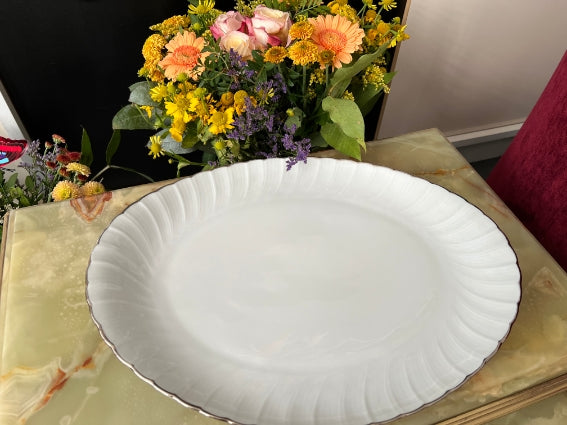 Plat ovale Porcelaine de Limoges Bernardaud modèle Verdi oval dish