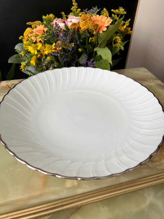 Plat rond creux Porcelaine de Limoges Bernardaud modèle Verdi