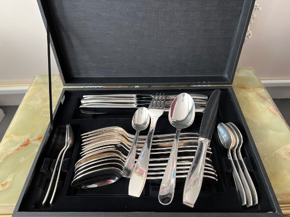 Set de 24 pièces Christofle Art déco modèle Atlas Paquebot Normandie métal argenté bon état avec écrin