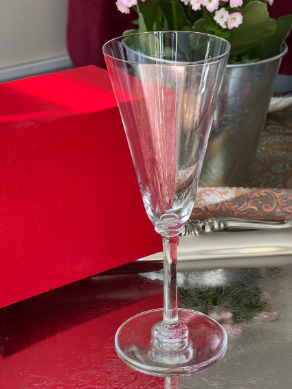 Flûte à champagne Cristal Baccarat neuve signée avec sa boîte