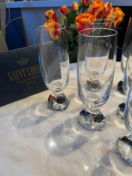 Lot de 6 flutes à champagne Cristal Saint Louis modèle Isis avec boite d'origine