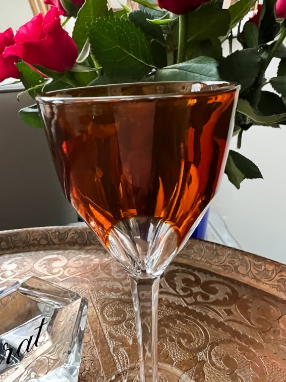 Un verre roemer Cristal Baccarat modèle Genova orange très bon état
