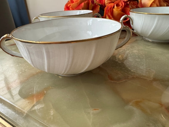 Lot de 4 bols à anses Porcelaine de Limoges Bernardaud modèle Verlaine