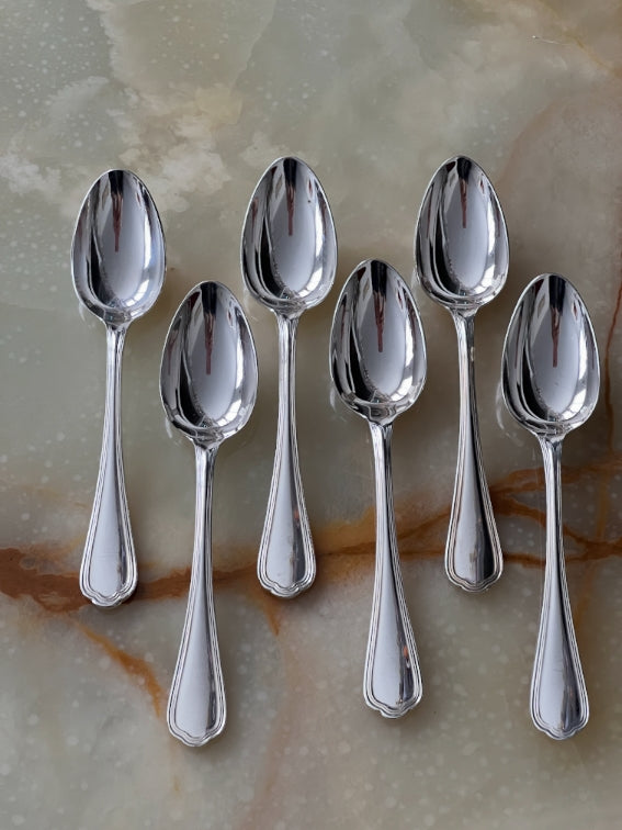 Set de 24 pièces Christofle modèle Spatours métal argenté très bon état avec écrin