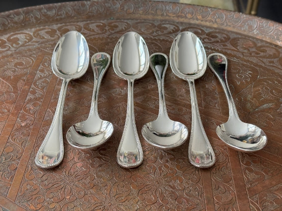Christofle modèle Perles set de 24 pièces métal argenté très bon état avec écrin