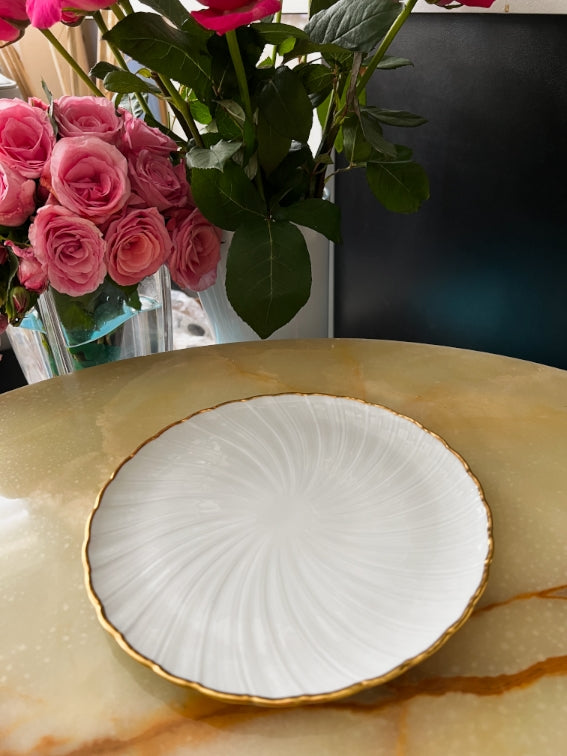 Une assiette à dessert 20 cm Porcelaine de Limoges Bernardaud modèle Verlaine