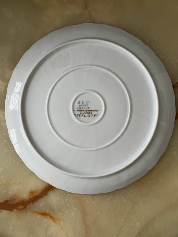 Une assiette à dessert 20 cm Porcelaine de Limoges Bernardaud modèle Verlaine