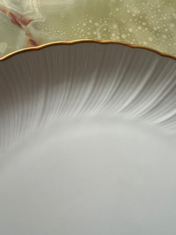 Plat rond Porcelaine de Limoges Bernardaud modèle Verlaine