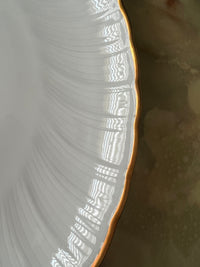 Plat rond Porcelaine de Limoges Bernardaud modèle Verlaine