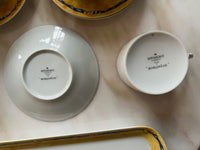 4 tasses à thé, 4 assiettes, un plat à cake Bernardaud modèle Borghese