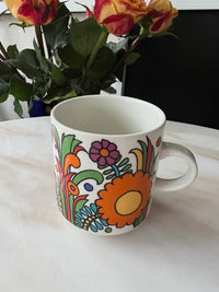 Un petit mug hauteur 7,5 cm Acapulco Villeroy et Boch très bon état