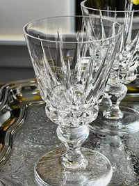 &nbsp;Lot de 4 verres à vin rouge Cristal Saint-Louis modèle Guernesey signés très bon état