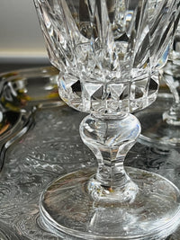 &nbsp;Lot de 4 verres à vin rouge Cristal Saint-Louis modèle Guernesey signés très bon état