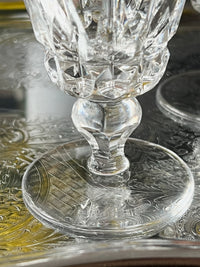 Lot de 4 verres à vin blanc Cristal Saint-Louis modèle Guernesey signés très bon état