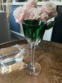 Un verre roemer Cristal Baccarat modèle Genova vert très bon état
