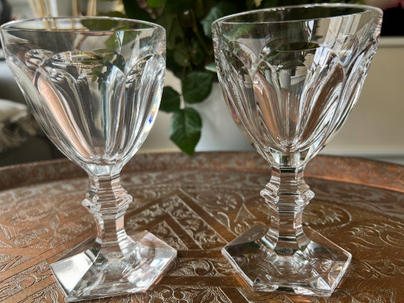 Set of 2 Baccarat Harcourt crystal red wine glasses excellent condition 13.5 cm