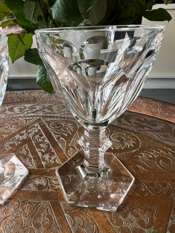 Set of 2 Baccarat Harcourt crystal red wine glasses excellent condition 13.5 cm