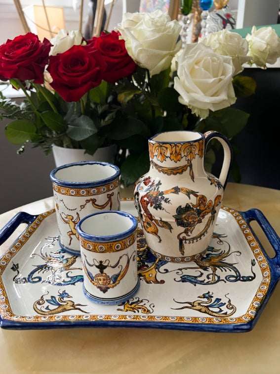 Ensemble Faïence de Gien 4 éléments motif Renaissance fond blanc