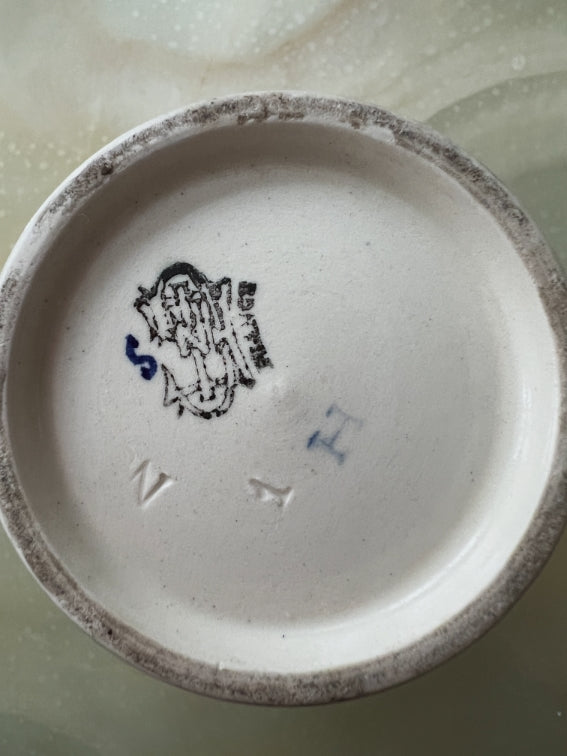 Ensemble Faïence de Gien 4 éléments motif Renaissance fond blanc
