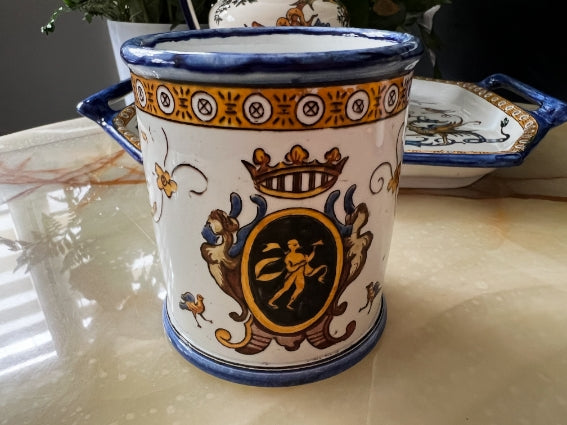 Ensemble Faïence de Gien 4 éléments motif Renaissance fond blanc