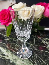 Un verre à eau Cristal Baccarat modèle d'Assas très bon état