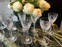 Lot de 9 verres à liqueur Cristal Saint Louis modèle Chantilly très bon état