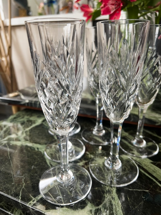 Lot de 6 flûtes à champagne Cristal Saint Louis modèle Chantilly très bon état