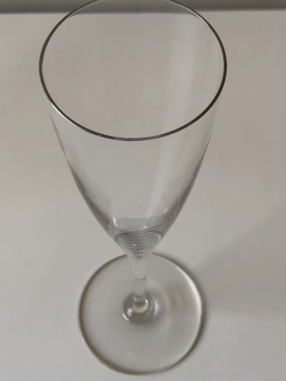 Flûte à champagne Cristal Baccarat modèle Dom Perignon très bon état