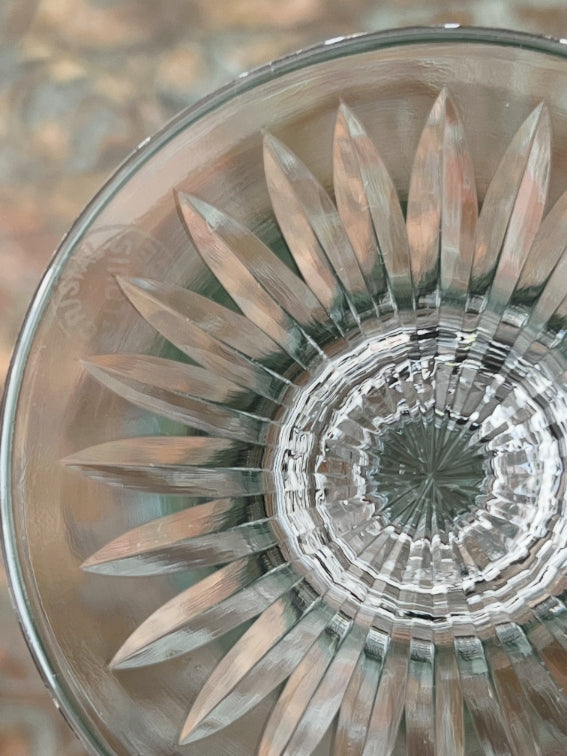 Cristal Saint Louis verre à porto/apéritif Tommy vert signé très bon état 16,5 cm