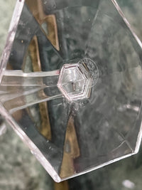 Un verre à vin Cristal Baccarat modèle Malmaison très bon état 15,5 cm