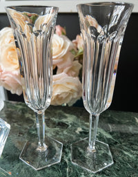 Lot de 2 flûtes à champagne Cristal Baccarat modèle Malmaison très bon état