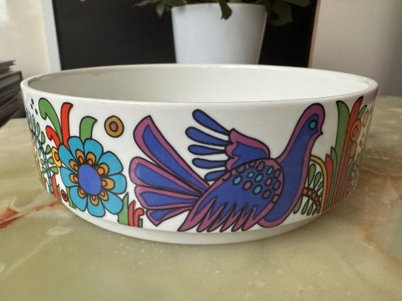 Plat rond /saladier Acapulco Villeroy et Boch très bon état diamètre 18 cm